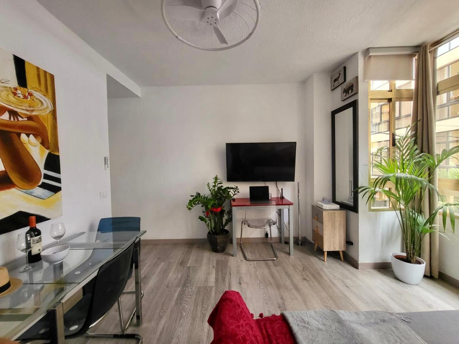 2 Bedrooms Flat 50 Mts Away From Las Canteras Beach Las Palmas / Gran Canaria Exterior foto